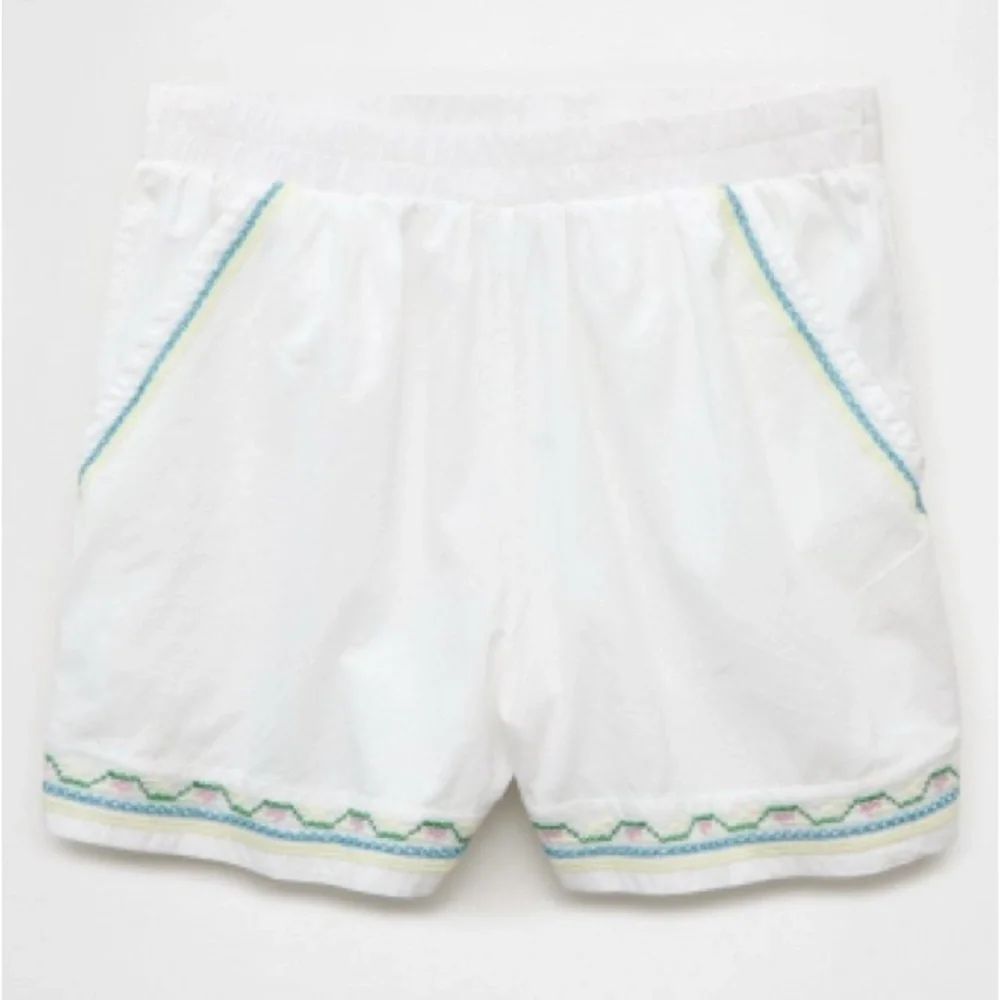 White Shorts + Delicate Embroidered Accents - American Eagle Outfitters